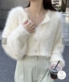 ホワイトファー風クロップドカーディガン