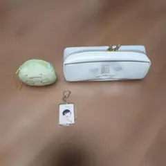 すみっこぐらし小銭入れBTS SUGA アクリルキーホルダー　　筆箱セット