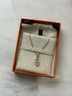 HERMES ピンク　ネックレスのサムネイル
