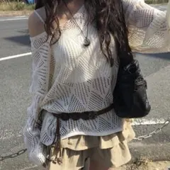 美品 ninamew ダウンベスト ハローキティ 服 レディース - メルカリ