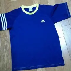 アディダスTシャツ