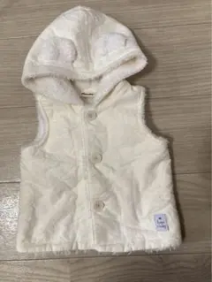 べべ　アイボリー フード付きベスト 80〜センチ