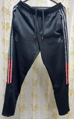 adidas トレーニングパンツ ブラック/レッド　Lサイズ