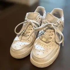 Nike Air Force 1 ホワイトスニーカー