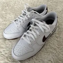最終SALEタグ付き新品未使用　Nike スニーカー ホワイト/ブラウン