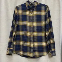 チェック長袖シャツ