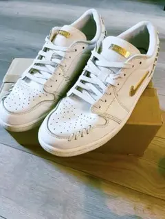 2026年最新】jordan 1 low 28.5の人気アイテム - メルカリ