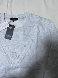 GUESS ライトグレー スウェット XL エンボスロゴ　トレーナーのサムネイル
