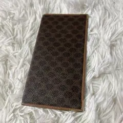 CELINE マカダム 長財布 札入れのサムネイル