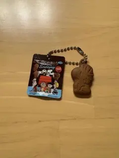 PEANUTS ビスケットミニチュアチャーム スヌーピー　ガチャ