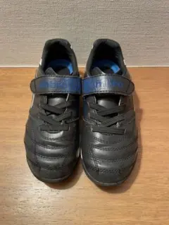 アンブロ　トレーニングシューズ　18㎝　キッズ