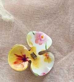 アレクサンドルドゥパリ レア✨お花柄ブローチのサムネイル