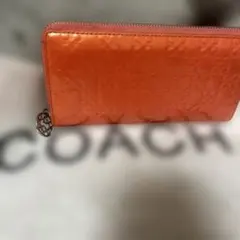 COACH エナメル 長財布 オレンジのサムネイル
