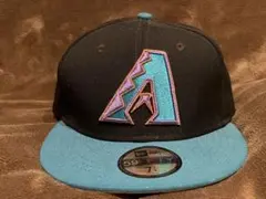 NEW ERA 59FIFTY 黒×ターコイズブルー 57.7cm