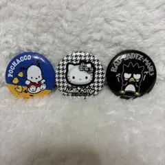 当時物 サンリオ キャラクターズ 缶バッジ ブリキ キティけろっぴもん