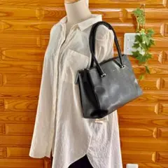 【わけあり】FURLA フルラ レザー トートバッグ 黒 A4可 ビジネスのサムネイル