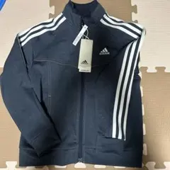 アディダス　デニムルック