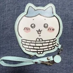 ちいかわ　ハチワレ　パスケース　しまむら