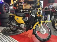 ホンダ CC110 CROSS CUB イエロー/ブラックのサムネイル
