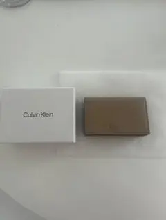 Calvin Klein ベージュ 財布 カードーケース 箱付き nugu
