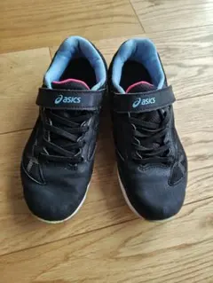 asics スニーカー 21.5cm