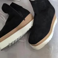 Item thumbnail for item bc13a0f2-e5dd-4865-b6c4-1f84b834dcfe