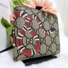 ✨美品✨グッチ　二つ折り　小銭入れ　コインケース　スネーク　蛇　アニマリエ