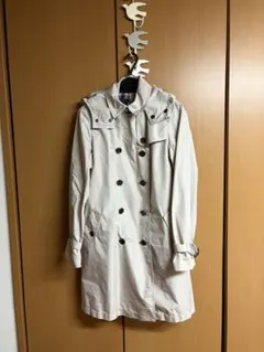 BURBERRY トレンチコート ホワイト - メルカリ