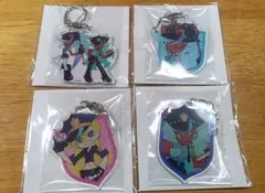FGO カルナ アルジュナ ラバーストラップ アクリルキーホルダー - メルカリ