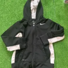 Nike Therma-Fit パーカー 7 黒　キッズ　115くらい　黒色