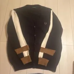 Fred Perry フレッドペリー ライン カーディガン ロゴ刺繍 ブラック