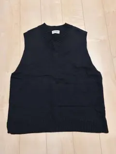 韓国通販Aron & Barzillai ブラックニットベスト