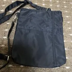 無印良品MUJI撥水ペン差し付きショルダーバッグブラック