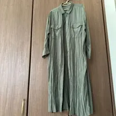 Item thumbnail for item 65555664-9275-48f1-8540-67c1f75e8796