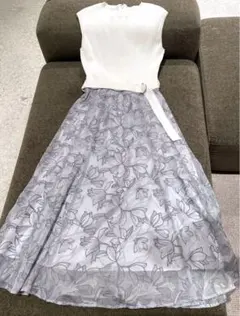 ジャスグリッティー NEWエンブロイダリーフラワードッキングワンピース S