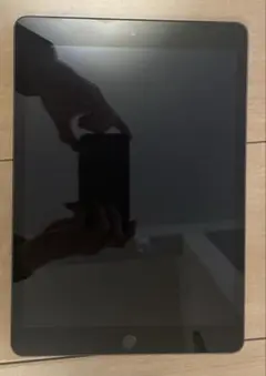 第8世代 iPad 32GB A2429 Wi-Fi＋Cellular