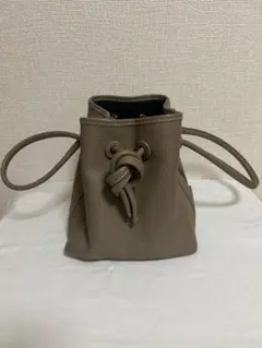 VASIC BOND MINI ボンド　ミニ　レザーハンドバッグ