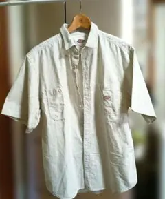 Item thumbnail for item a8ad4ba0-0595-4e96-bfc6-1e8cf80ca0d3