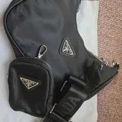 PRADA ブラック ショルダーバッグ　ノベルティ