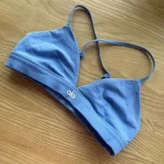 2026年最新】alo yogaブラトップの人気アイテム - メルカリ