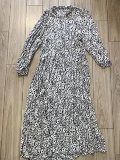 期間限定値下げ【良品/マタニティワンピにも】ZARA 花柄ロングワンピース 長袖