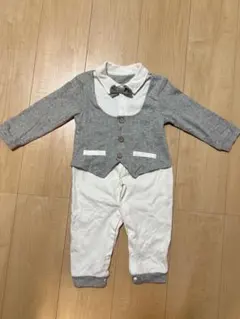 タキシード風ロンパース