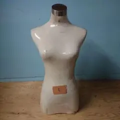 ホワイトプラスチック製マネキン 5号