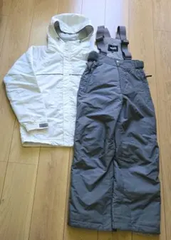 2025年最新】スキーウェア レディース 上下セットの人気アイテム