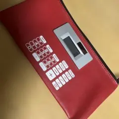 電卓付き赤い筆箱