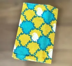 鳥柄の布製ブックカバーＡ5