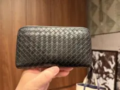 ボッテガヴェネタ イントレチャート ラウンドファスナー長財布 ブラック