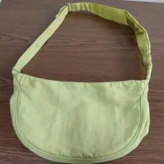 ライトグリーン ショルダーバッグ