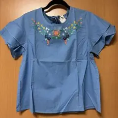 merlot メルロー 花柄刺繍 半袖ブラウス ブルーのサムネイル