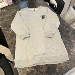 【美品】GAP ギャップ スウェットワンピース グレー Mサイズ ワッペン付